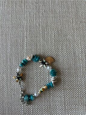 Fashion Jewelry Turquoise, White & Gold Beach Charm Bracelet